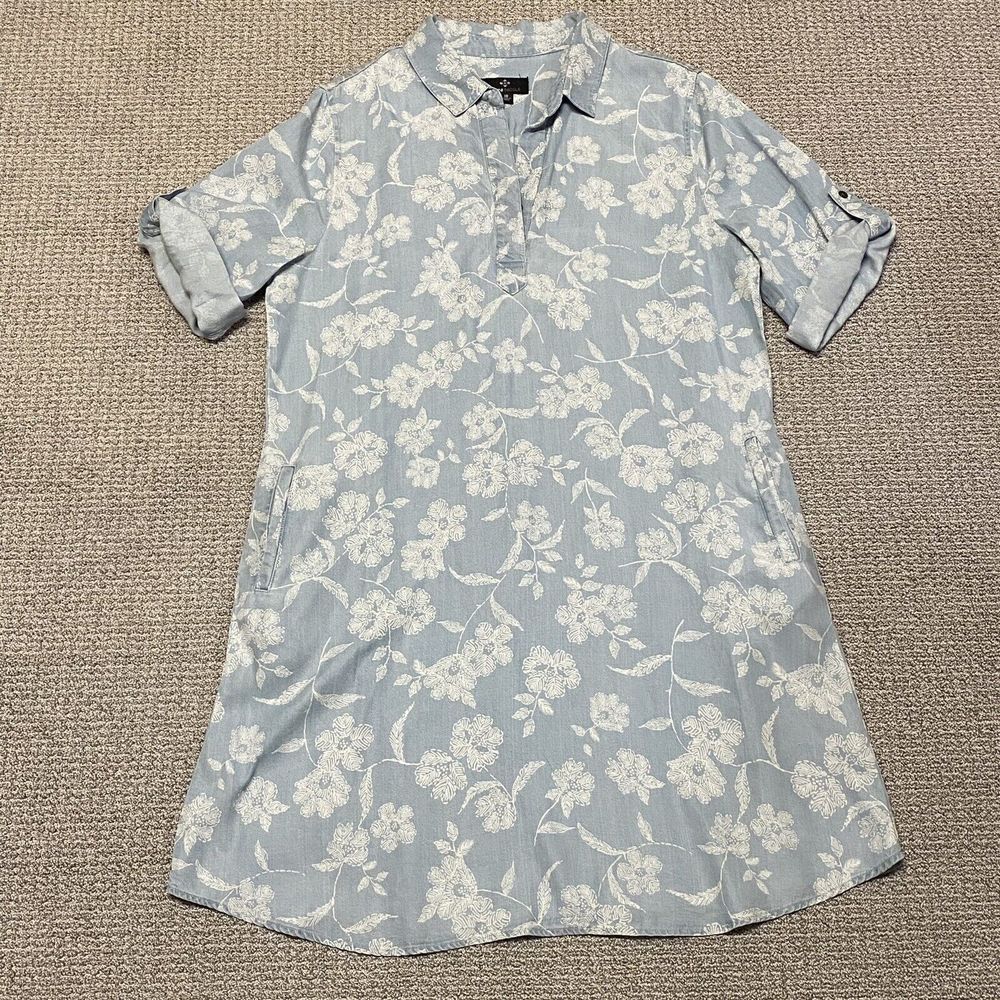 Ronni Nicole Light Blue and White Floral Mini Dress